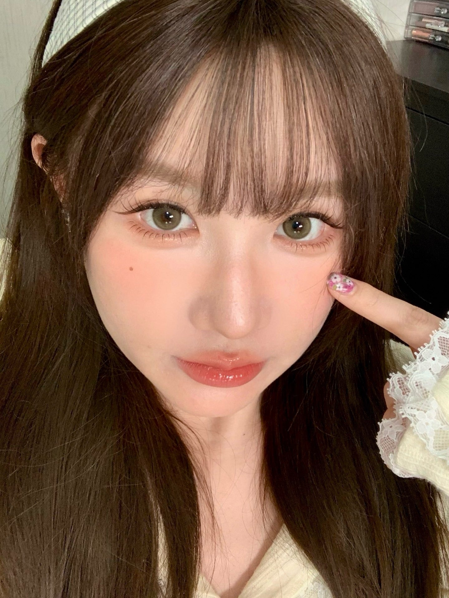 Loveiikira Cream Green 天生冷白 1 Day 十片裝