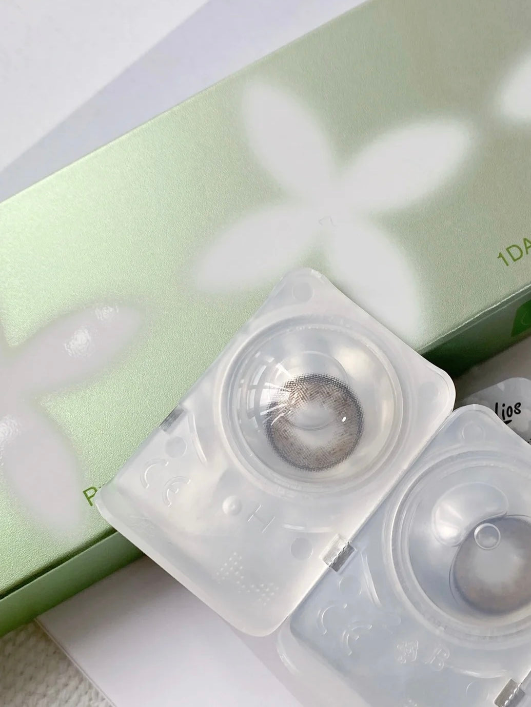 Medios 3D Effect 熱巴栗棕 1 Day