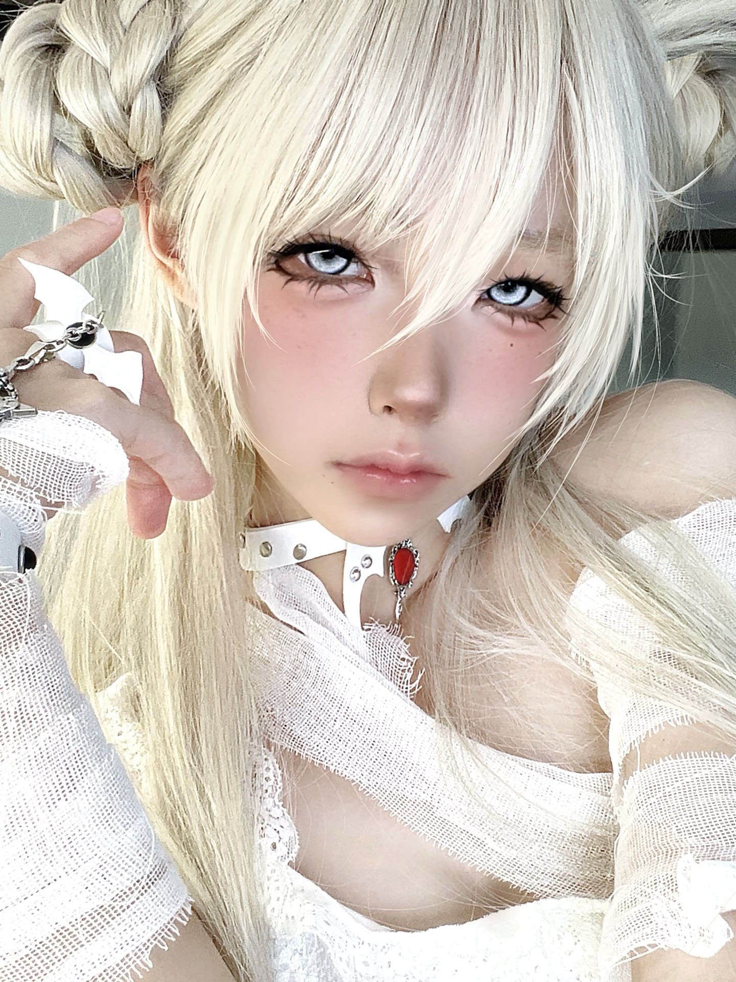 Recolook Koi Gray 錦鯉白銀 1 Day 兩片裝